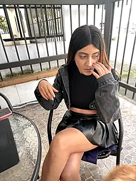 ElectraPink_'s cam snapshot