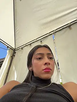 Ema_azel's cam snapshot