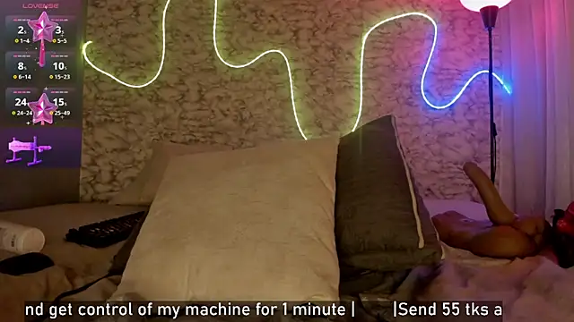 Morochaa-fire's cam snapshot