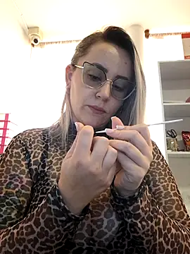 CurvyLust_x's cam snapshot