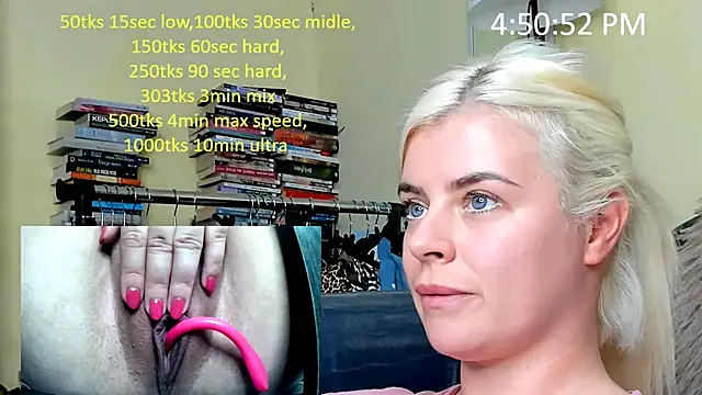 queenofthenighttt live sex cam