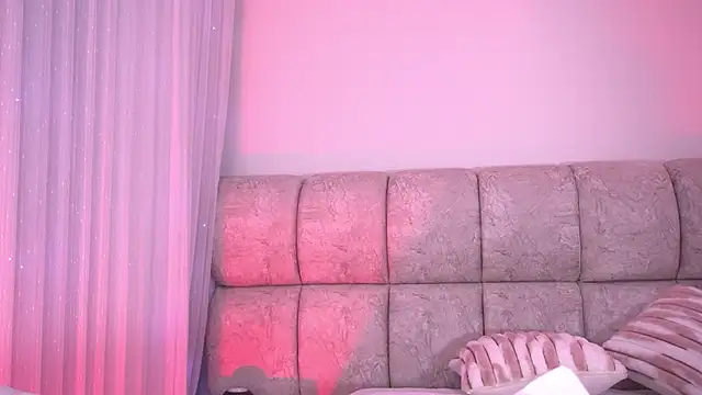 katy_rioss's cam snapshot