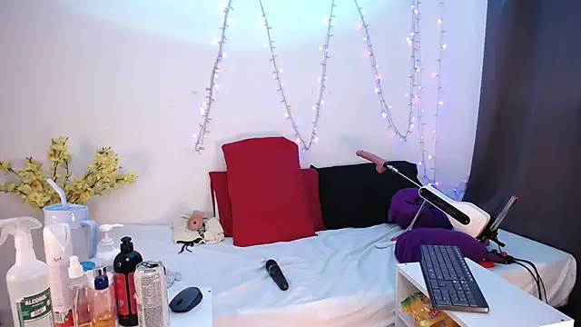 Nicol_Love0's cam snapshot