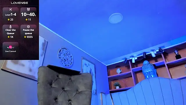 Lucy_Williiams's cam snapshot