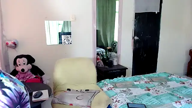 Sashaferrari2000 live sex cam