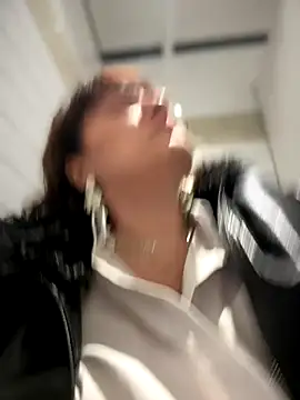 ZhenjaPoledance live sex cam