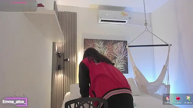 emma_alice_'s cam snapshot