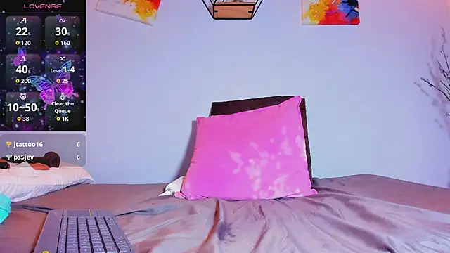 Karlaliones69's cam snapshot