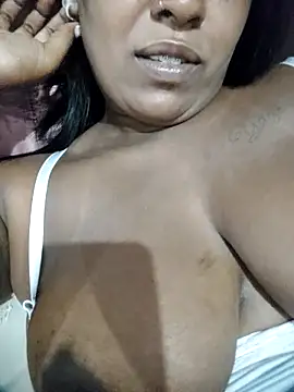 thamihravena's cam snapshot