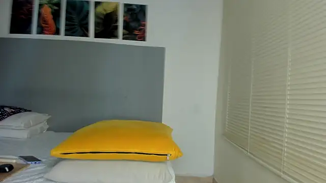 _Molly_rosse_'s cam snapshot