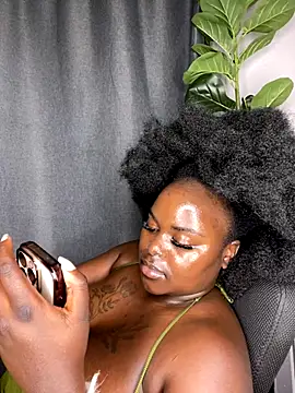 Honeycoco0211's cam snapshot