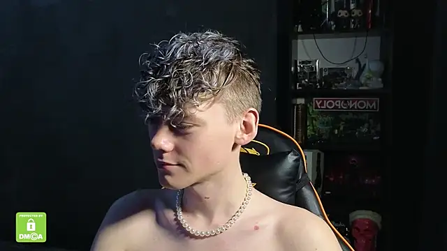 Keytaro live sex cam