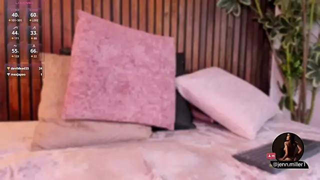 Jennmiiller_'s cam snapshot