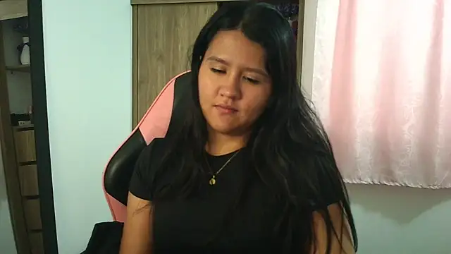 Oliviawatson1's cam snapshot