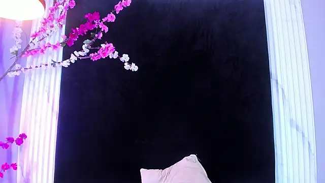 arya_alaya_cr's cam snapshot