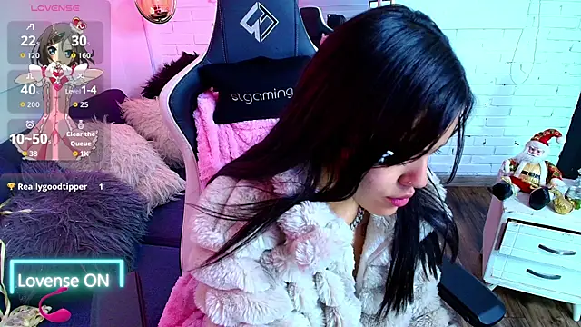 CinnamonHeat's cam snapshot