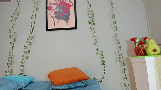 bella_sstone's cam snapshot