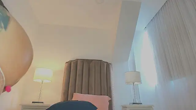 Emma_Torres__'s cam snapshot