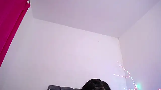 Mia_fox29's cam snapshot