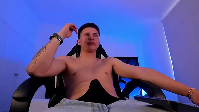 liaamsmiith_'s web cam