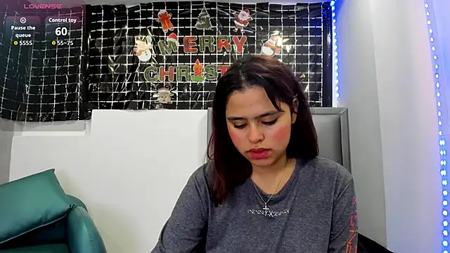 Sofia_villareal's cam snapshot