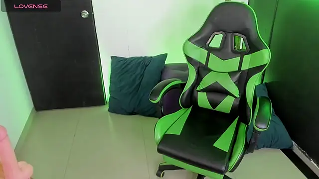 VictoriaSpenser live sex cam