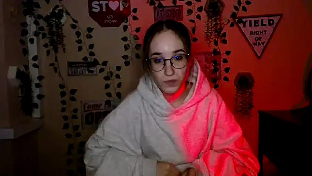 Moon__Lily live sex cam