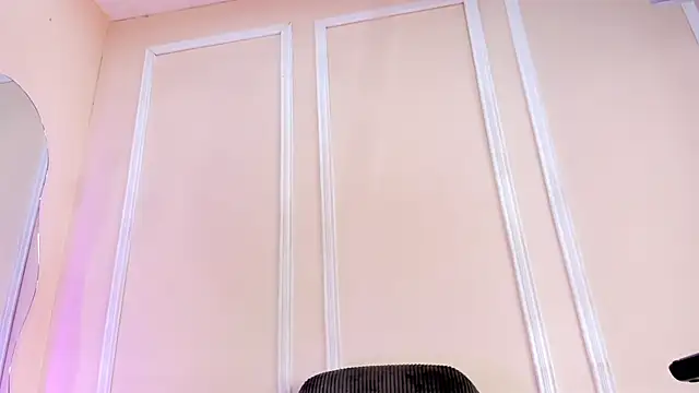 dulce_fiore07's cam snapshot