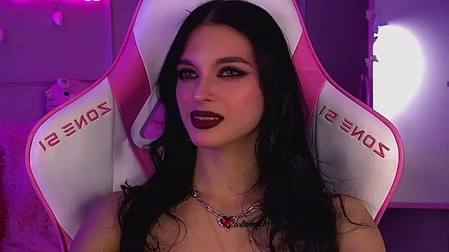 BeverlyMost's cam snapshot