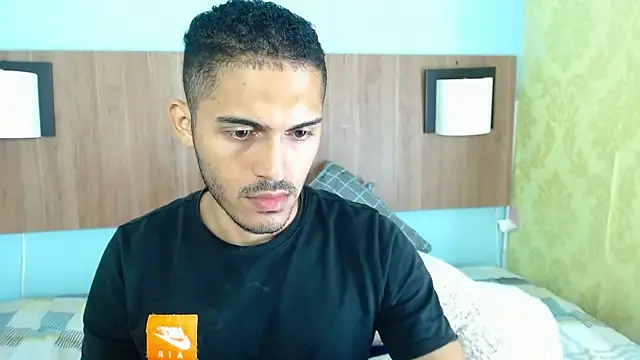 Derek_Storm_'s cam snapshot