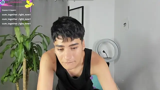 sebas_rose's cam snapshot