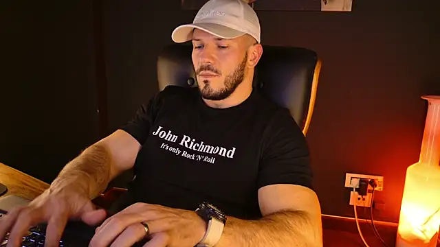 AngeloEric's cam snapshot