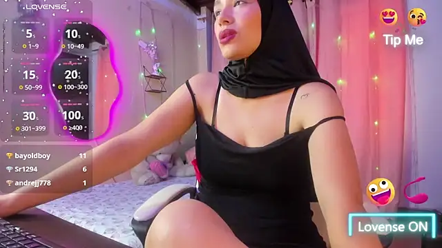 ShanaJamil live sex cam