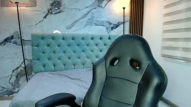 EsmeraldaChantre's cam snapshot