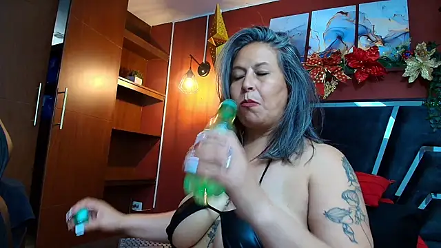 DacotaAndersonDirty's cam snapshot