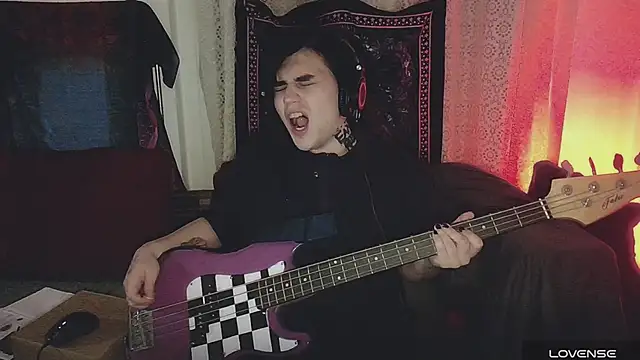 sademobeer live sex cam