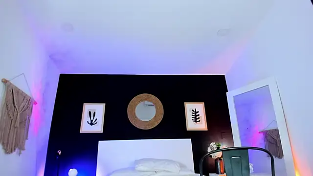 VioletPaket's cam snapshot