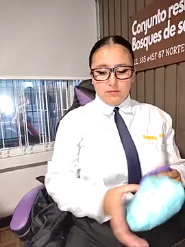 Cute_Penelope live sex cam