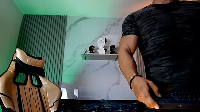 jaxon_colton live sex cam