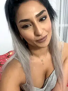 Mia_spicyy's cam snapshot