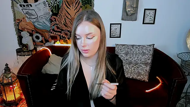 SandraLindsey's cam snapshot