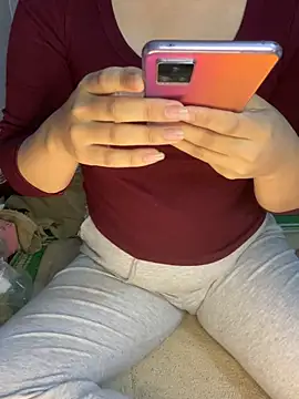 Nomi6868 live sex cam