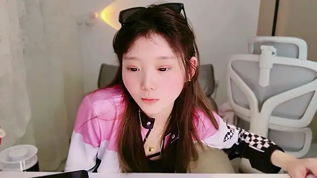 yang-yang-yang live sex cam