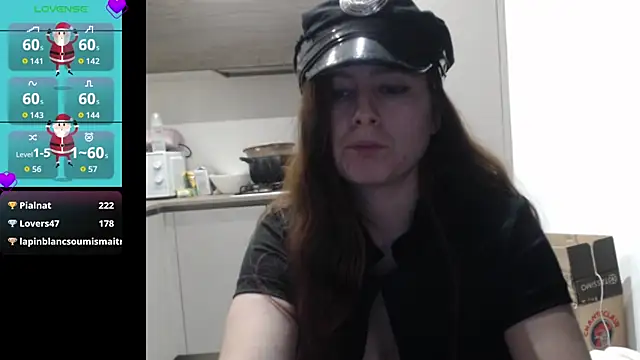 Dominahot4you's cam snapshot