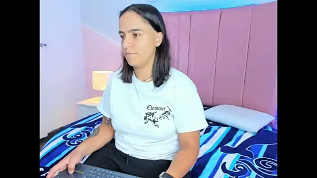 valen_rouse's cam snapshot