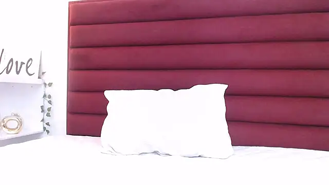 AmmyPike1's cam snapshot