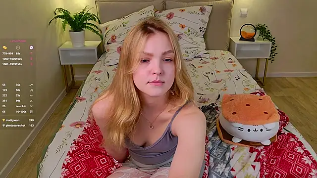 stay_with_alice's cam snapshot