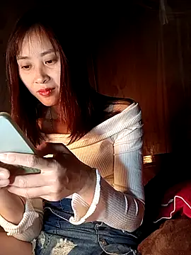 Em_xinh01's cam snapshot