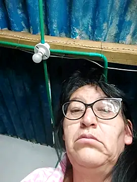 clarita_01's cam snapshot