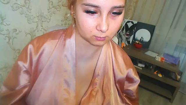 DolphinDreams live sex cam